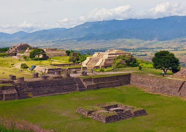 2 Days Oaxaca visiting Monte Albán, Mitla, Hierve el Agua, Mezcal - Key things I’d watch for