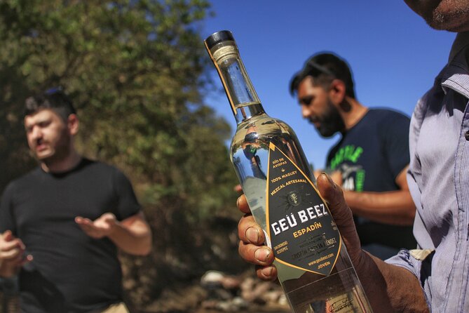 Artisanal Mezcal distillery in an authentic Zapotec village - Zapotec breakfast: bread and chocolate to start the mezcal day right
