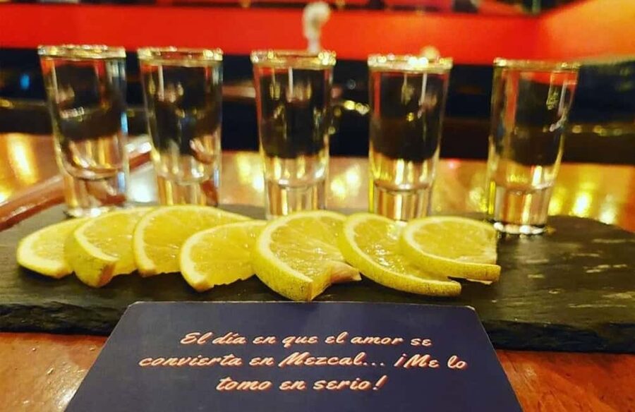 CDMX: Tacos and mezcal night tour - The real value: tacos plus mezcal, not just one