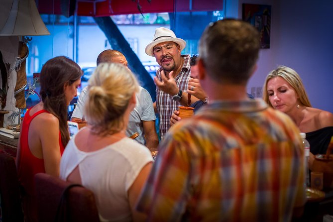 Food & Mixology Tour:Tequila,Tacos, Mezcal and Agave Cocktails - Meeting point to finish line: the practical logistics