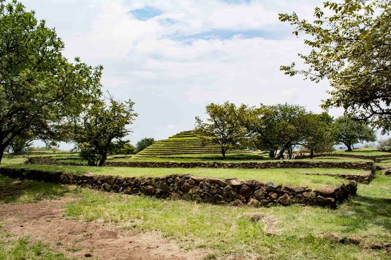 From Guadalajara: Pyramids & Jose Cuervo Tequila Tour - Key points at a glance