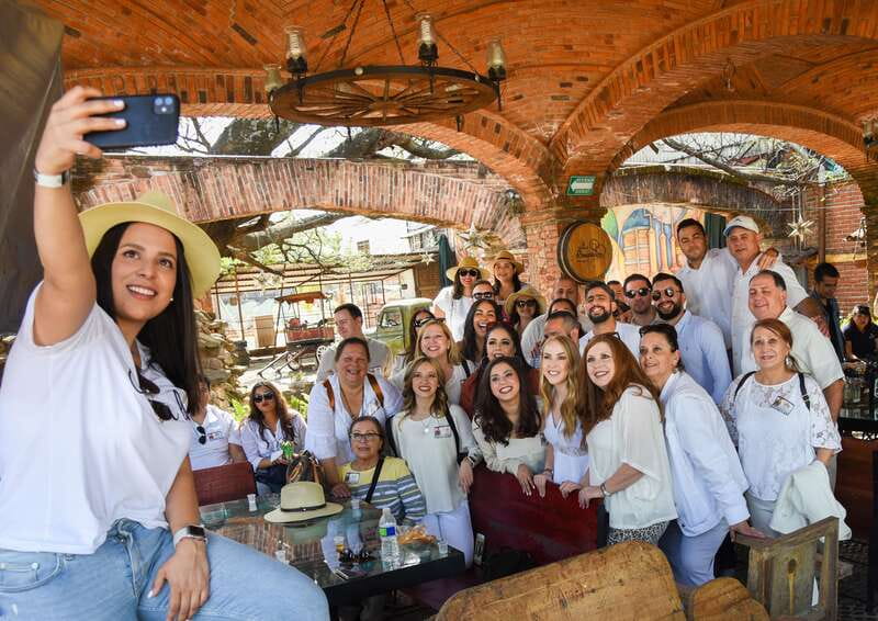 From Guadalajara: Tequila Trail Tour with Tasting - Timing, transportation, and what can make the day longer