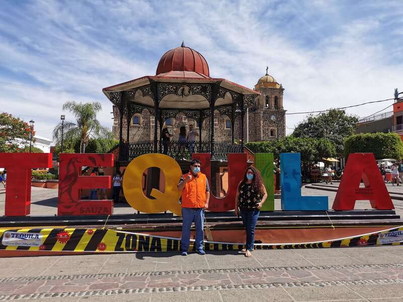 Guadalajara: Horse Riding on the Tequila Route with Tastings - La Taberna de La Cofradia: lunch underground and pleasantly different