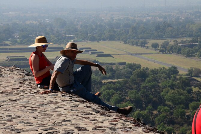 Historical downtown Mexico City & Teotihuacan Pyramids Mezcal tasting - Lunch reality: choose the option wisely, and keep a backup snack