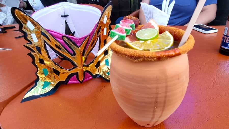 Mexico City: Mexican evening, lucha libre, and tequila - Practical tips that keep the night fun (not stressful)