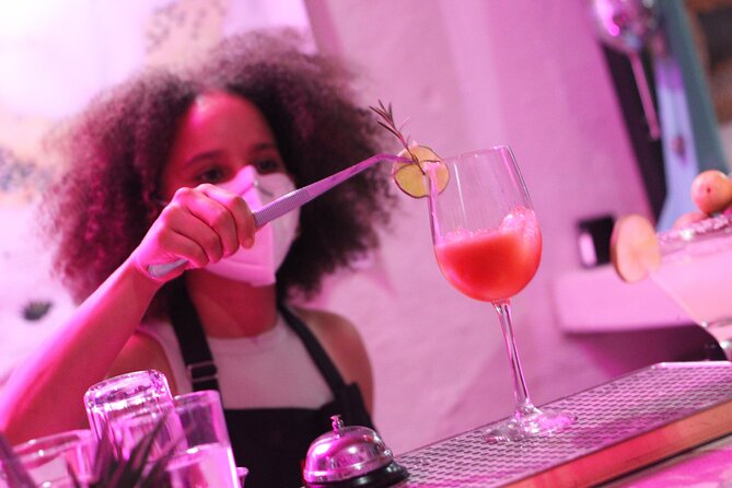 Mixology class with Mezcal in Oaxaca - Key things that make this mezcal mixology class worth your time
