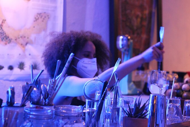 Mixology class with Mezcal in Oaxaca - Espacio Mezcal: where tastings turn into drink design