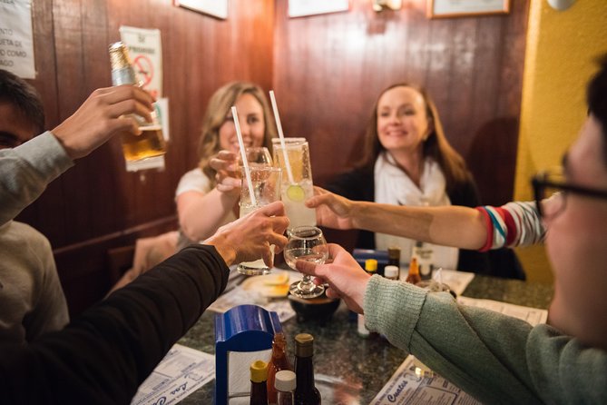 Narvarte At Night: Tacos, Chelas & Mezcal - Entering the Narvarte vibe at 7:00 pm