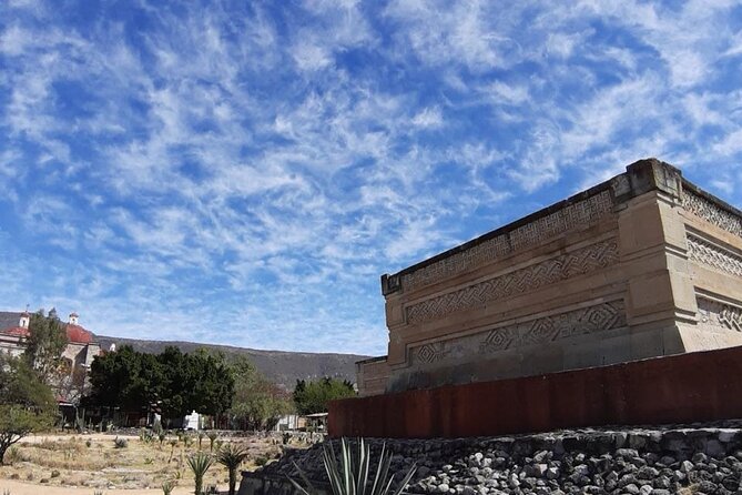 Private tour Mitla, Weavers town, Mezcal and Boil the water - Price and value: $238.29 per group and when it makes sense