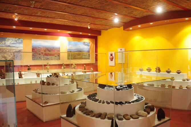 Private Tour one day of Adventure in the Guachimontones and Tequila Pueblo Mágico - Cantaritos el Güero: clay jugs, citrus mix, and the music vibe