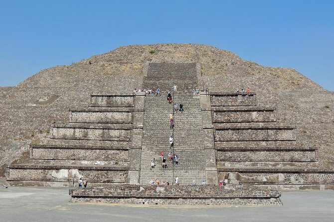 Teotihuacan and Basilica of Guadalupe with mezcal, tequila & handcrafts - A faith-and-agave day trip from Mexico City