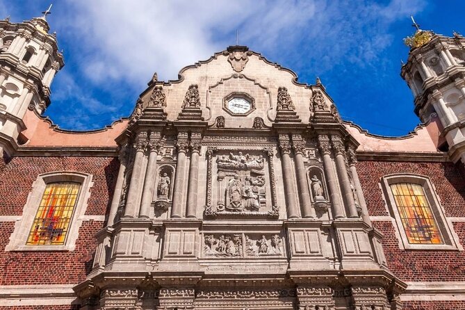 Teotihuacan, Shrine of Guadalupe & Tlatelolco - Guide-led storytelling: when bilingual matters