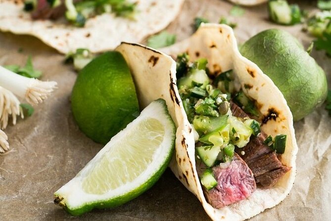 Tequila Master Class & Gourmet Tacos- Exclusive Experience Cancun - Your 12-Person Tequila and Taco Plan in Cancun
