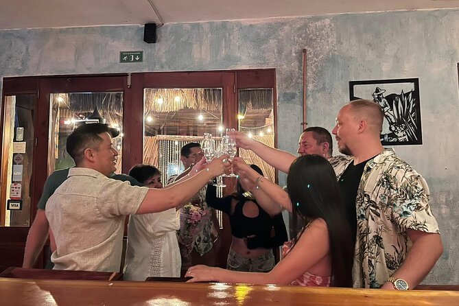 Tequila Tasting Experience - Cocktail first, education second: why the vibe matters