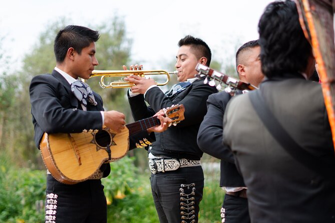 Xochimilco Magic: Culture, Canals & Mezcal, 3hr boat adventure! - Laguna Tlilac stop: a legend walk with a short break